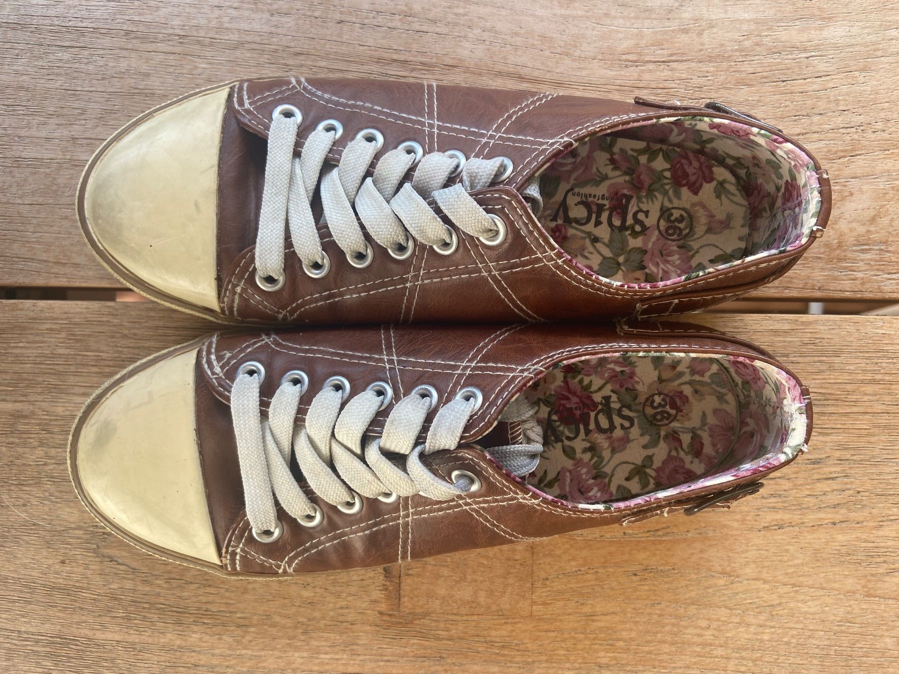 Scarpe da donna: Turnschuhe 36 – Usato da Widnau venduto da Imani 2