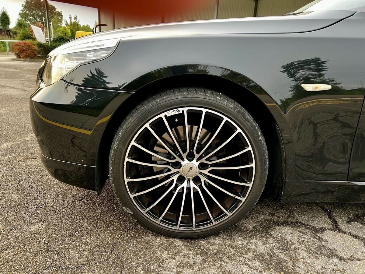 BMW Automobili: BMW 525d Limousine schwarz – Usato da Zürich venduto da Nopipo 5