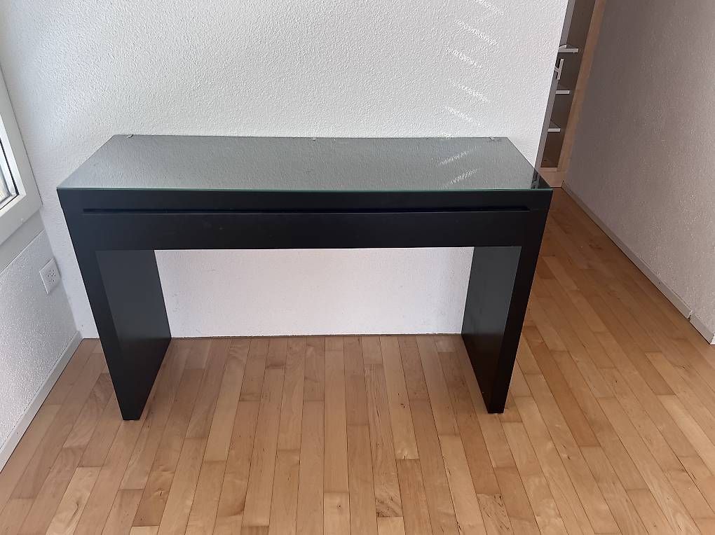 Ikea Coiffeuses: Ikea Makeup Tisch – D'occasion à Dulliken par apple48
