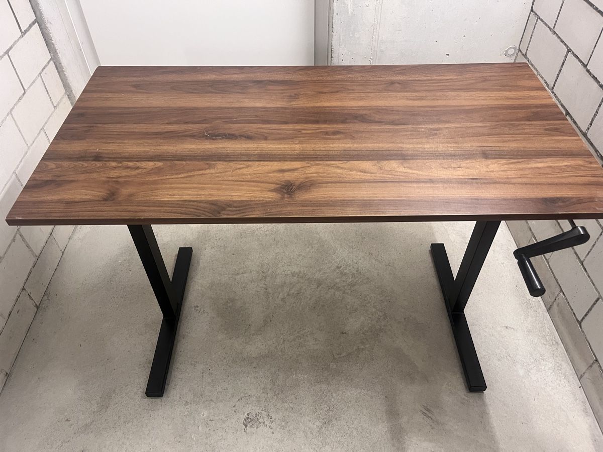 Schreibtische: Adjustable office desk  – Gebraucht aus Lufingen von cas_f5qg 3