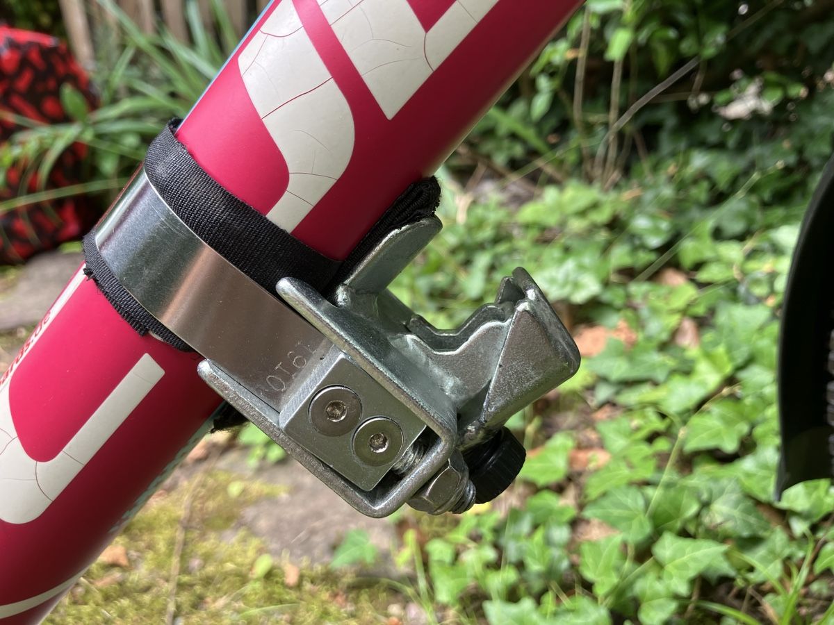 Supporti per biciclette: Fallowme Schattenvelohalterung – Usato da winterthur venduto da Simik2 4