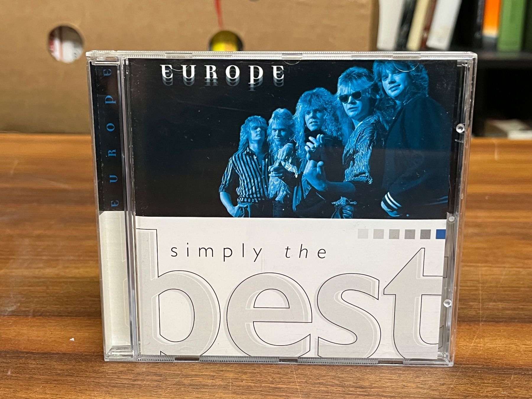 CD: Europe - Simply The Best - RA11D – Usato da Küsnacht ZH venduto da Jazztilldawn