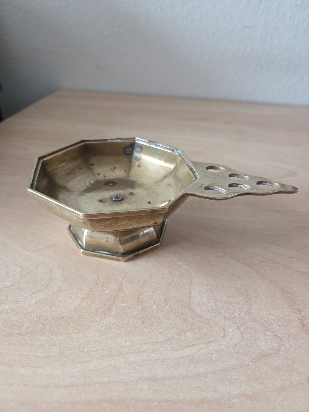 Portacandele: Antiker Vintage Messing-Kammerleuchter – Usato da Winterthur venduto da katzen07