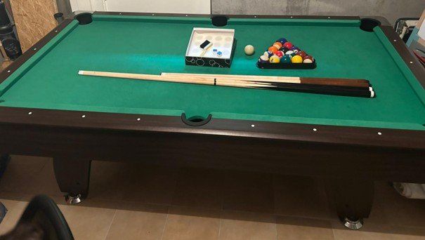 Tables de billard: Billardtisch – D'occasion à Schaffhausen par valeskoda 1