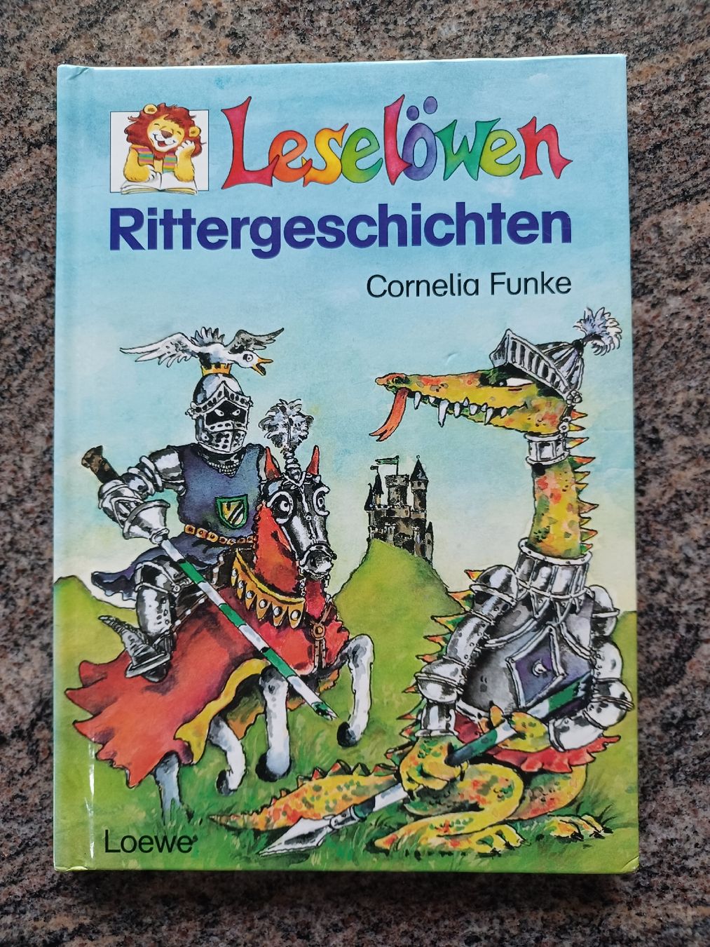 Libri: Leselöwen Rittergeschichten von Cornelia Funke. – Usato da Dürrenroth venduto da mudi27