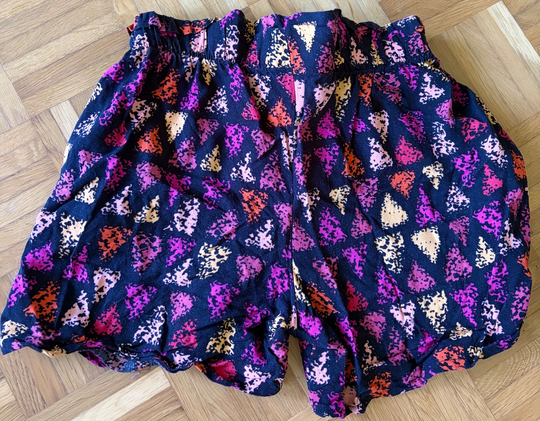 Pantaloni: Damen Shorts, Gr. XL – Usato da Adliswil venduto da Myxin 1