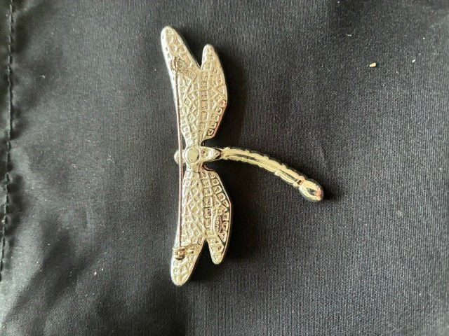 Spille & Fermagli: Broche strass- grand papillon  8x4 cm. libelule – Usato da Evilard venduto da nenette01 3