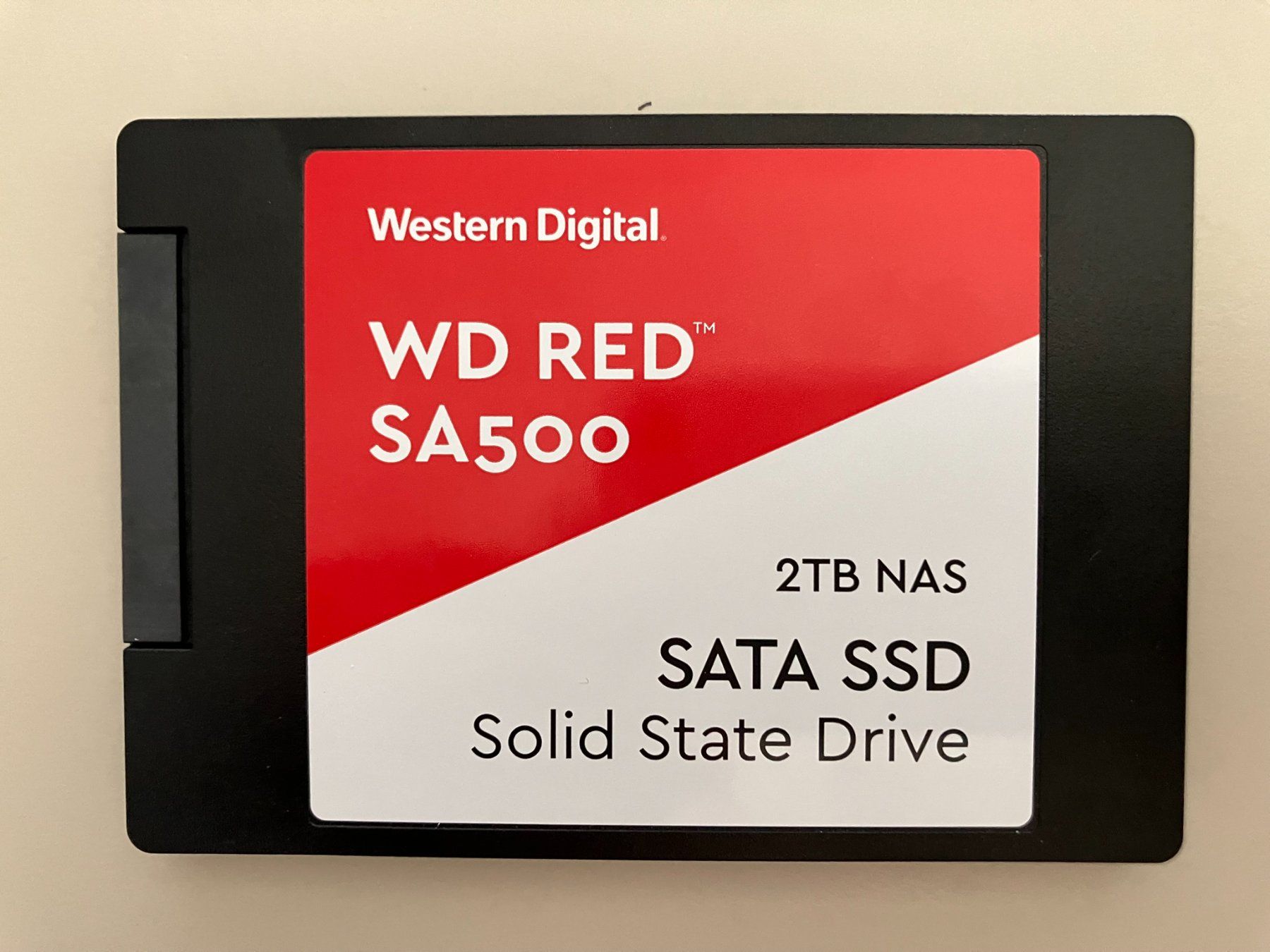 Western Digital Harddisks: Western Digital WD RED SA500 2TB SATA SSD – Gebraucht aus Meisterschwanden von Discus0
