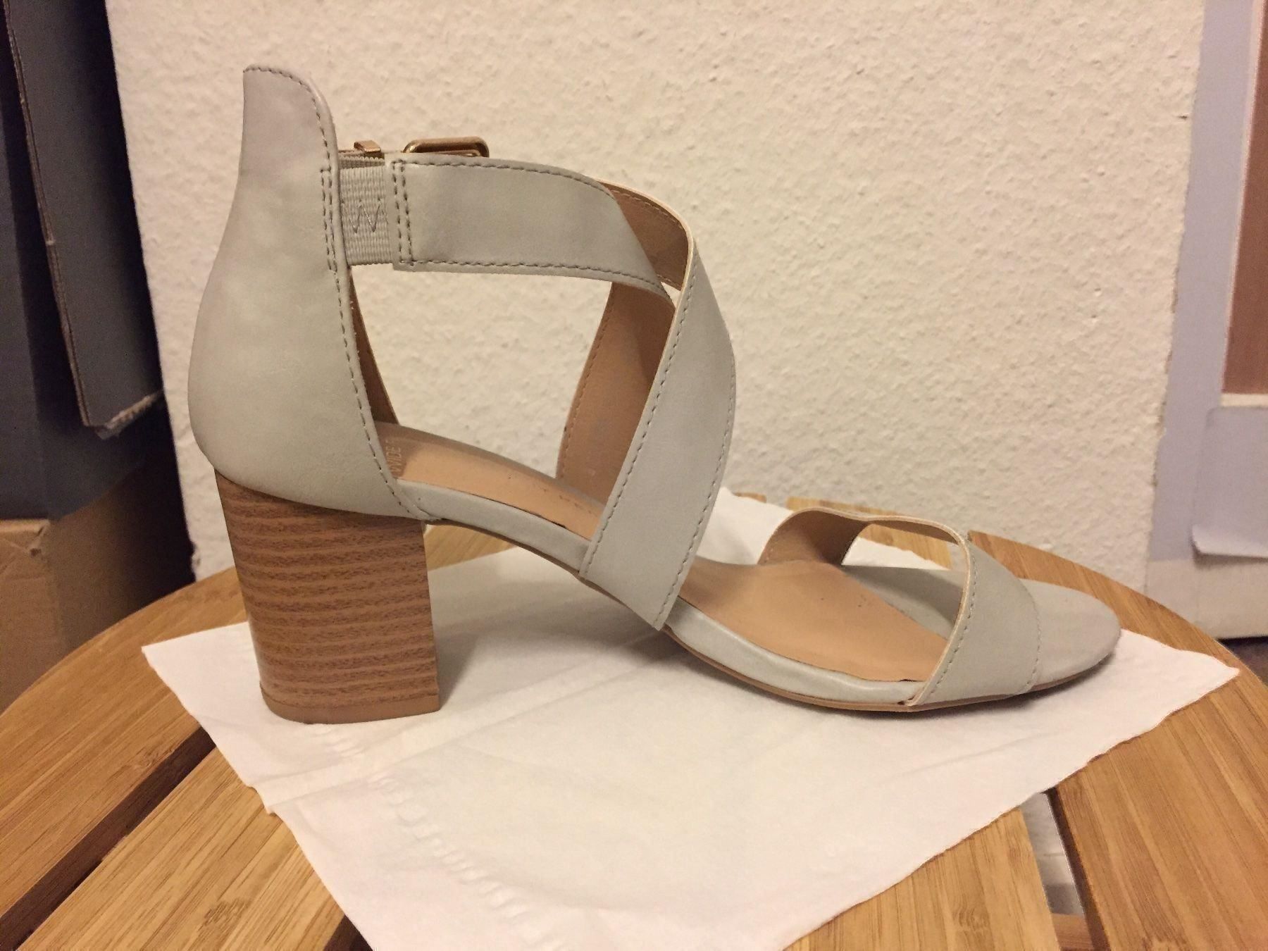 Damenschuhe: Damen Sandalen Dorothy Perkins – Gebraucht aus Basel von Robyn20 3