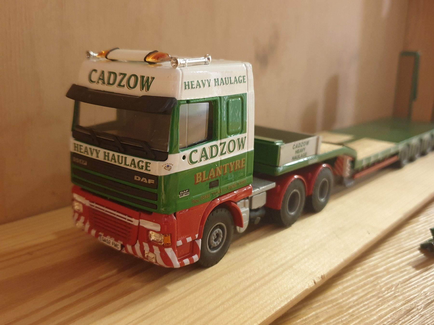 Kit di modellismo & Modellini statici: DAF Schwertransport Cadzow 1:50 – Usato da Baar venduto da Liebherrbagger 7