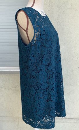 Superbe robe en dentelles MAISON 1.2.3 bleu pétrole t.42