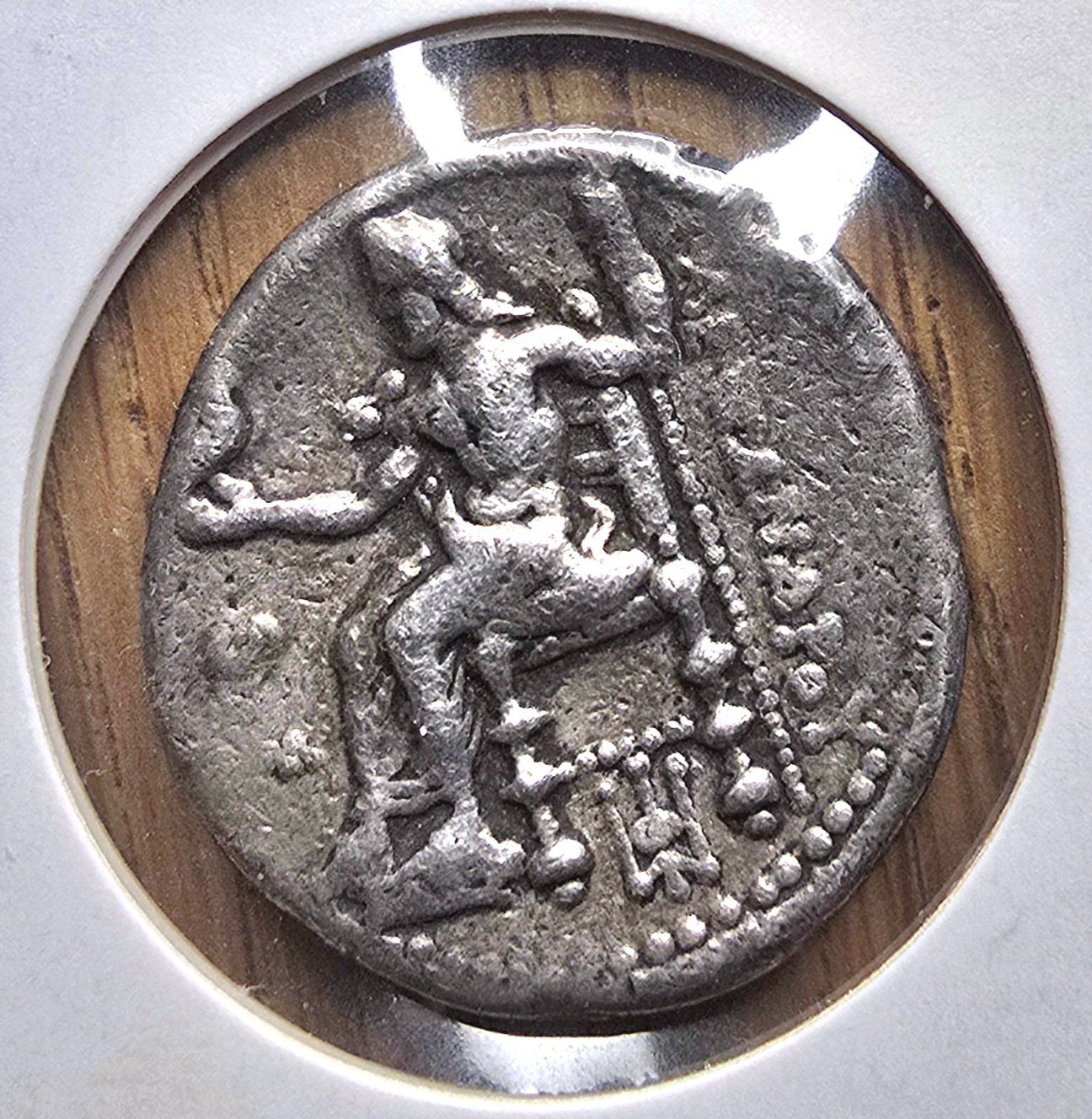 Tutti le monete: ALEXANDRE III LE GRAND -326-323  ARGENT – Usato da Sonceboz-Sombeval venduto da Simuncons 1