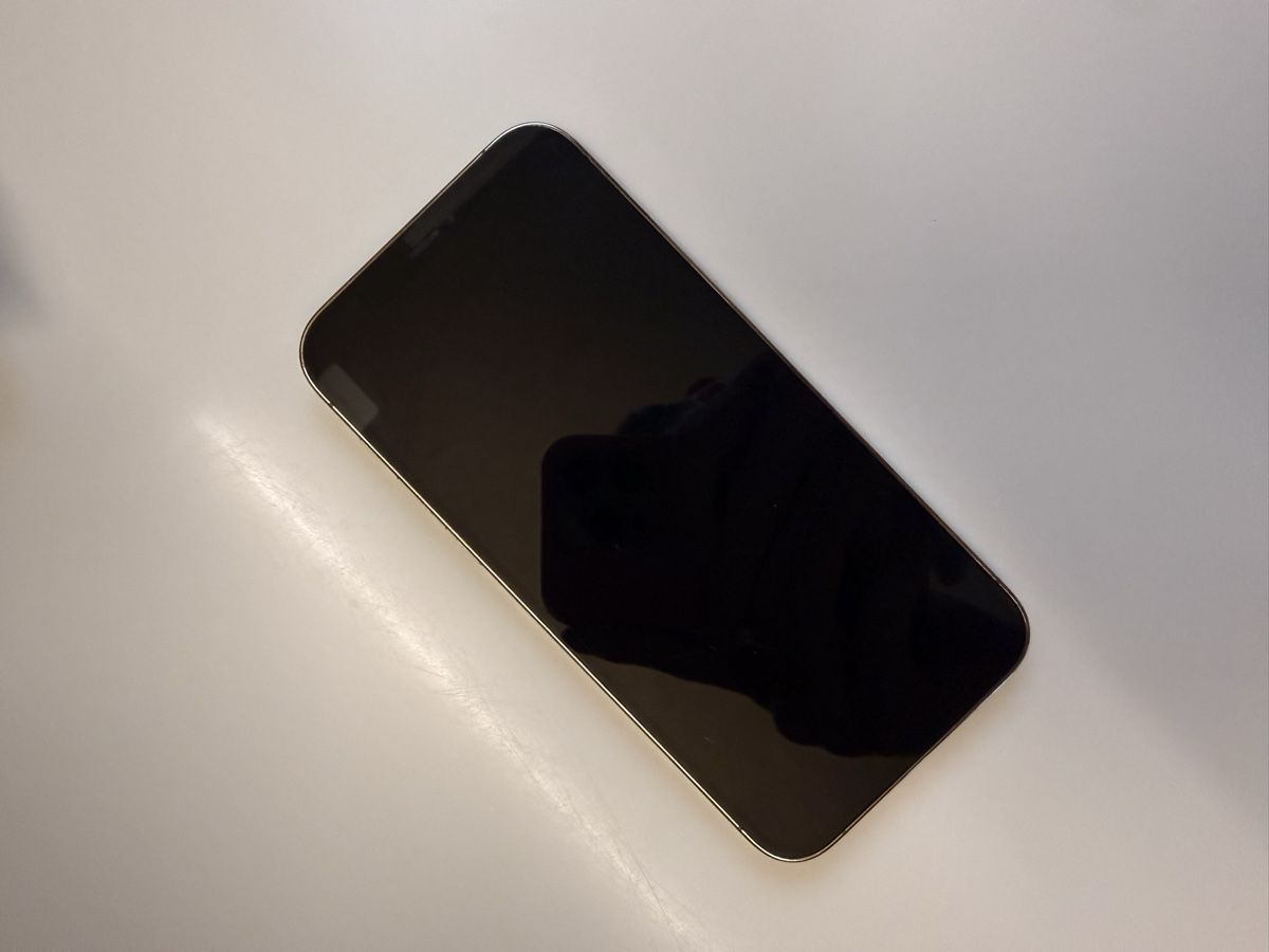 Apple Telefoni cellulari / Smartphones: Iphone 12 Pro 128gb + Hülle – Usato da Bern venduto da lia_bvn5 3