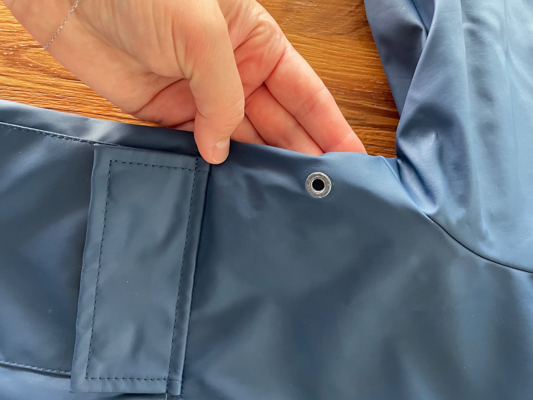 Vestes & Manteaux: Regenjacke – D'occasion à Schlieren par gor_jgx7 2