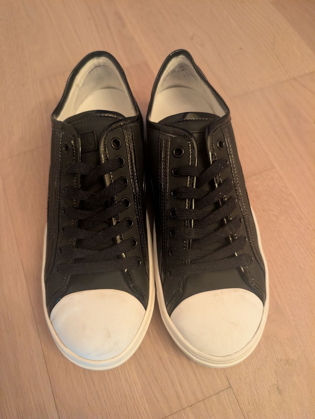 Furla Chaussures femmes: Baskets Furla  – D'occasion à Sion par Diopiz_IX 1
