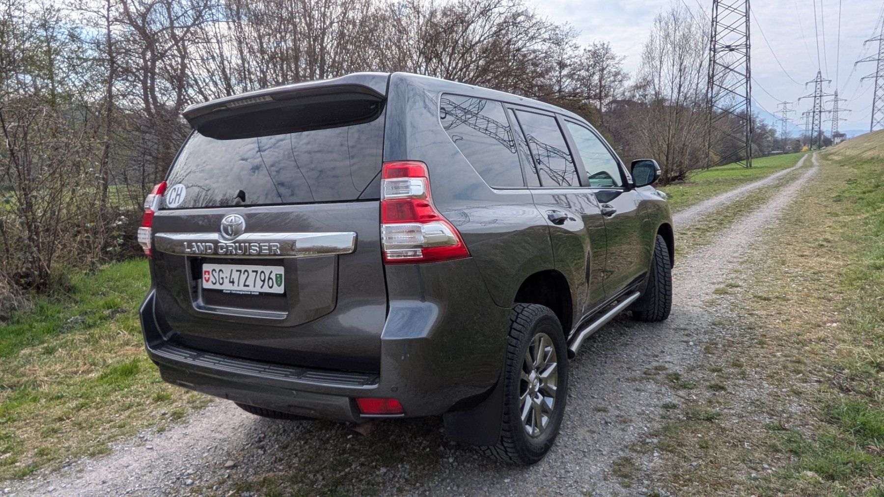 Toyota Tutti gli attrezzi: Toyota Landcruiser J15 – Usato da Oberriet SG venduto da Ferdinand83