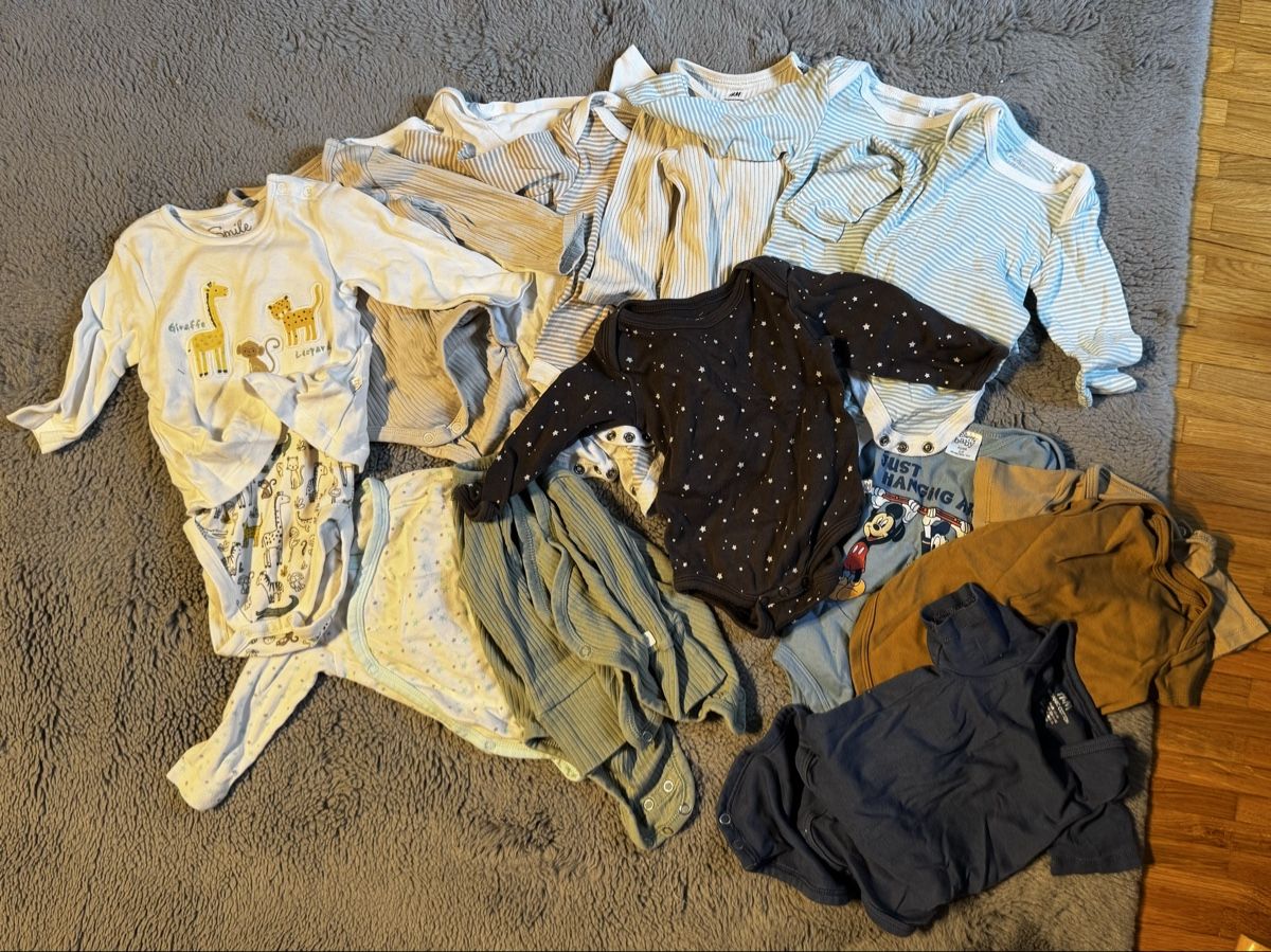 Kleiderpakete & -sets: Bodys 62-68 Jungen – Gebraucht aus Steinhausen von bln 4