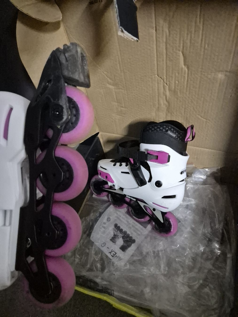 Pattini in linea & Pattini a rotelle: Rollerblade Apex G Kinder Inlineskates Grösse 33-36.5 – Usato da Rüschlikon venduto da rpfeiffer_ll 1