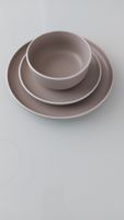 Geschirrset mit 2 Schüsseln - grau/beige - je 8 Teile 