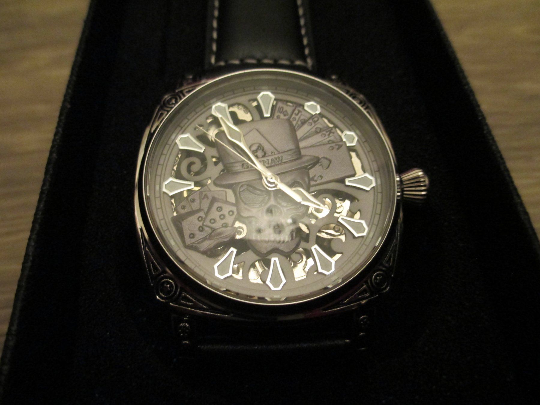 Orologi: Uhr Automatik Skull – Nuovo e nell'imballaggio originale da La Heutte venduto da franco029 1