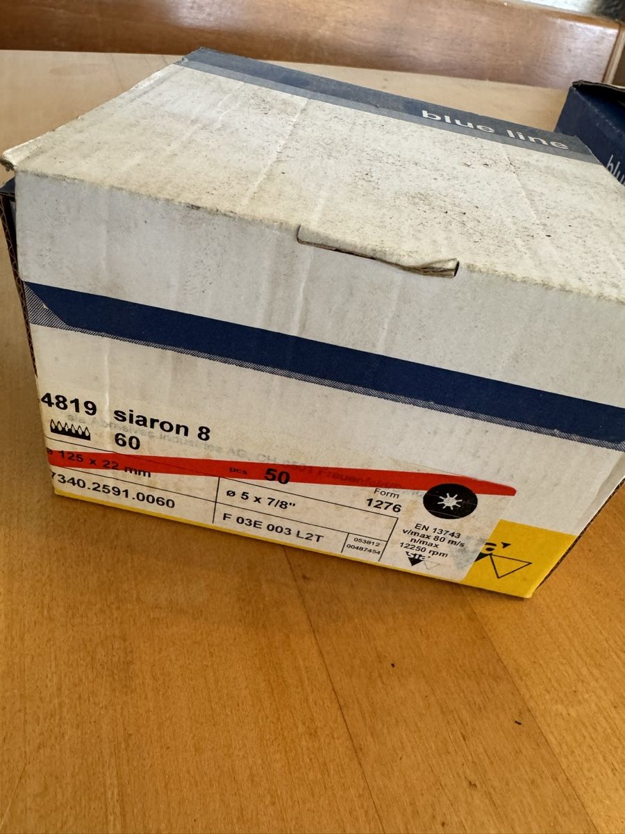 Tutti gli attrezzi: Schleifpapier – Nuovo (secondo la descrizione) da Dübendorf venduto da Sachs621 7
