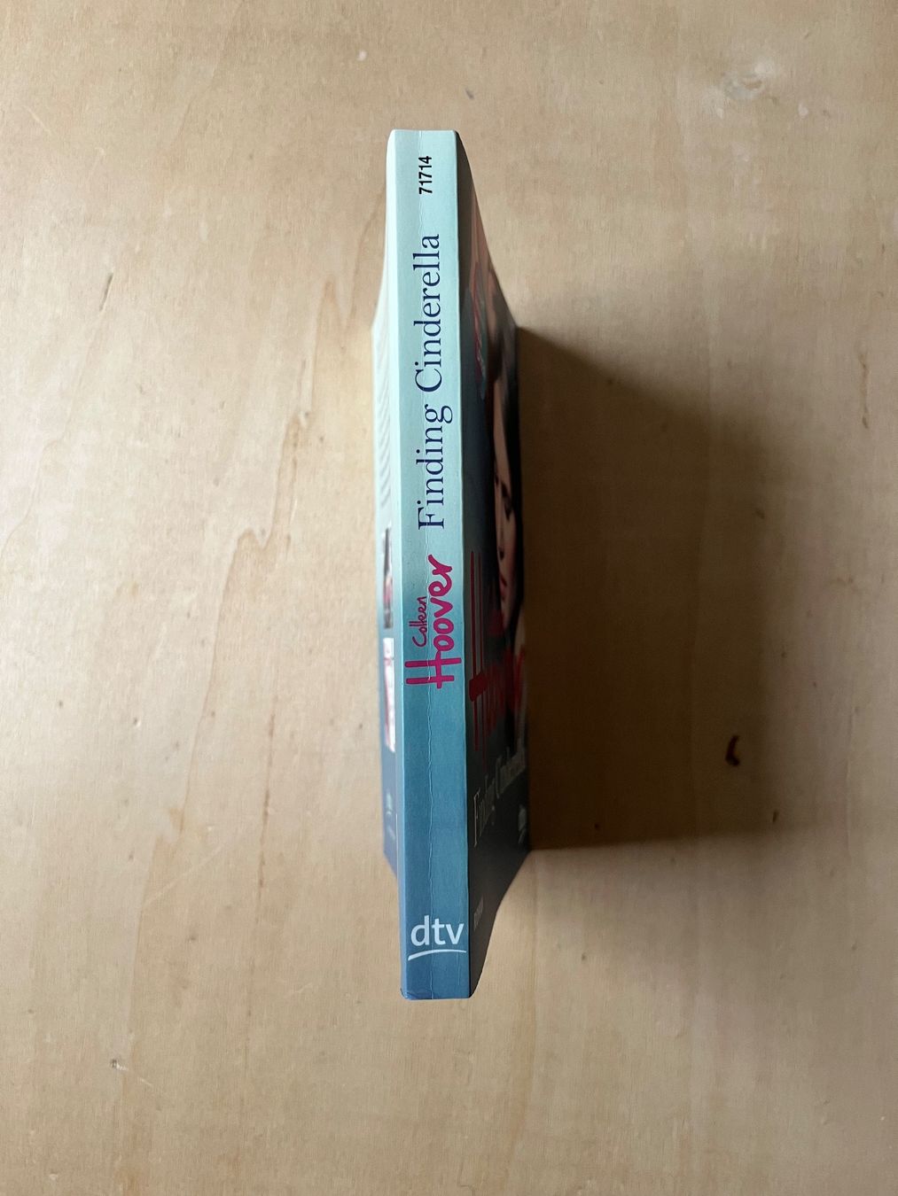 Bücher: Finding Cinderella - Colleen Hoover – Gebraucht aus Küssnacht am Rigi von lera128 2