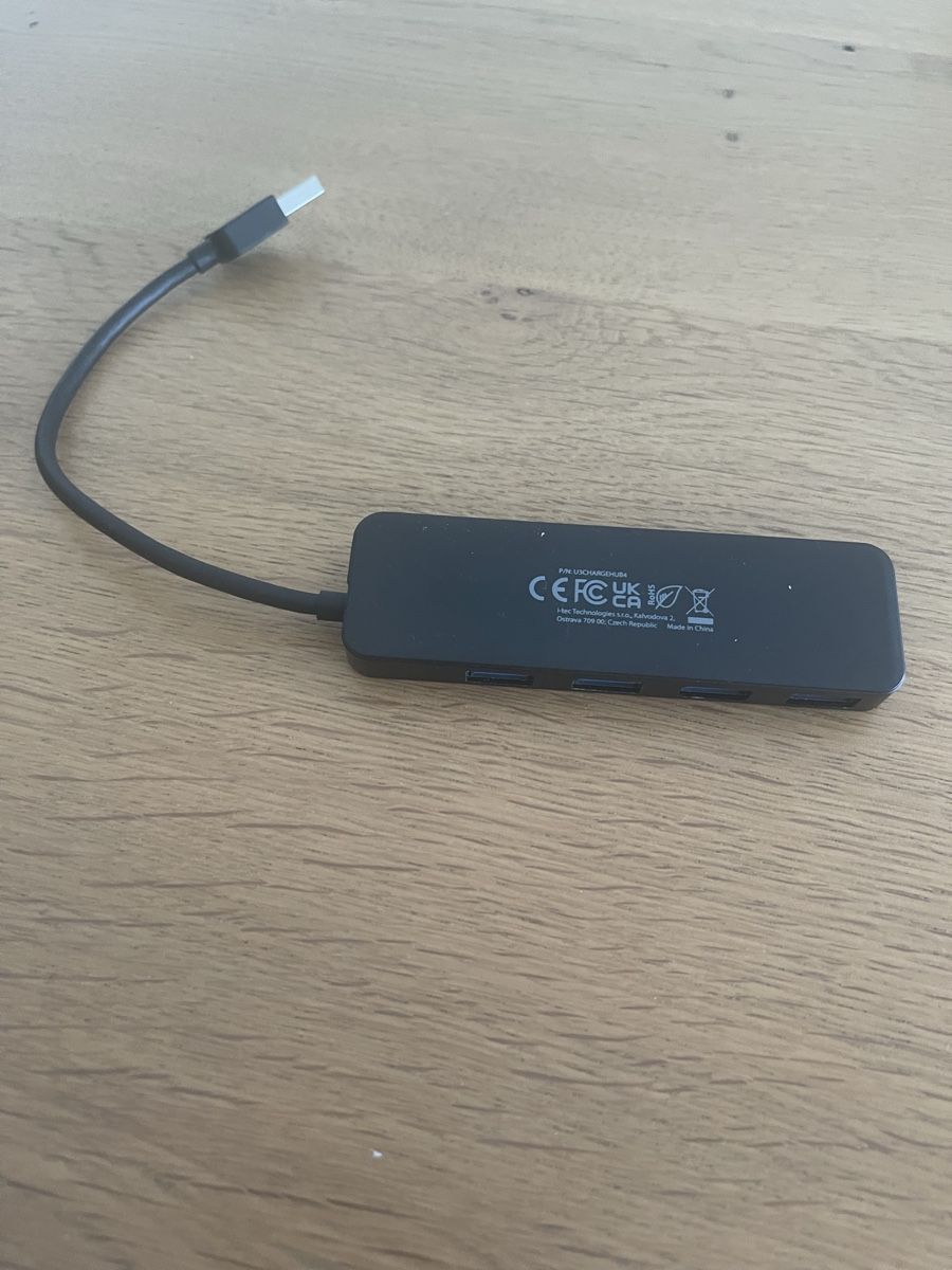 Hubs & Switches: 4 Port USB HUB  – Gebraucht aus Münchenbuchsee von ana_6vx7 1