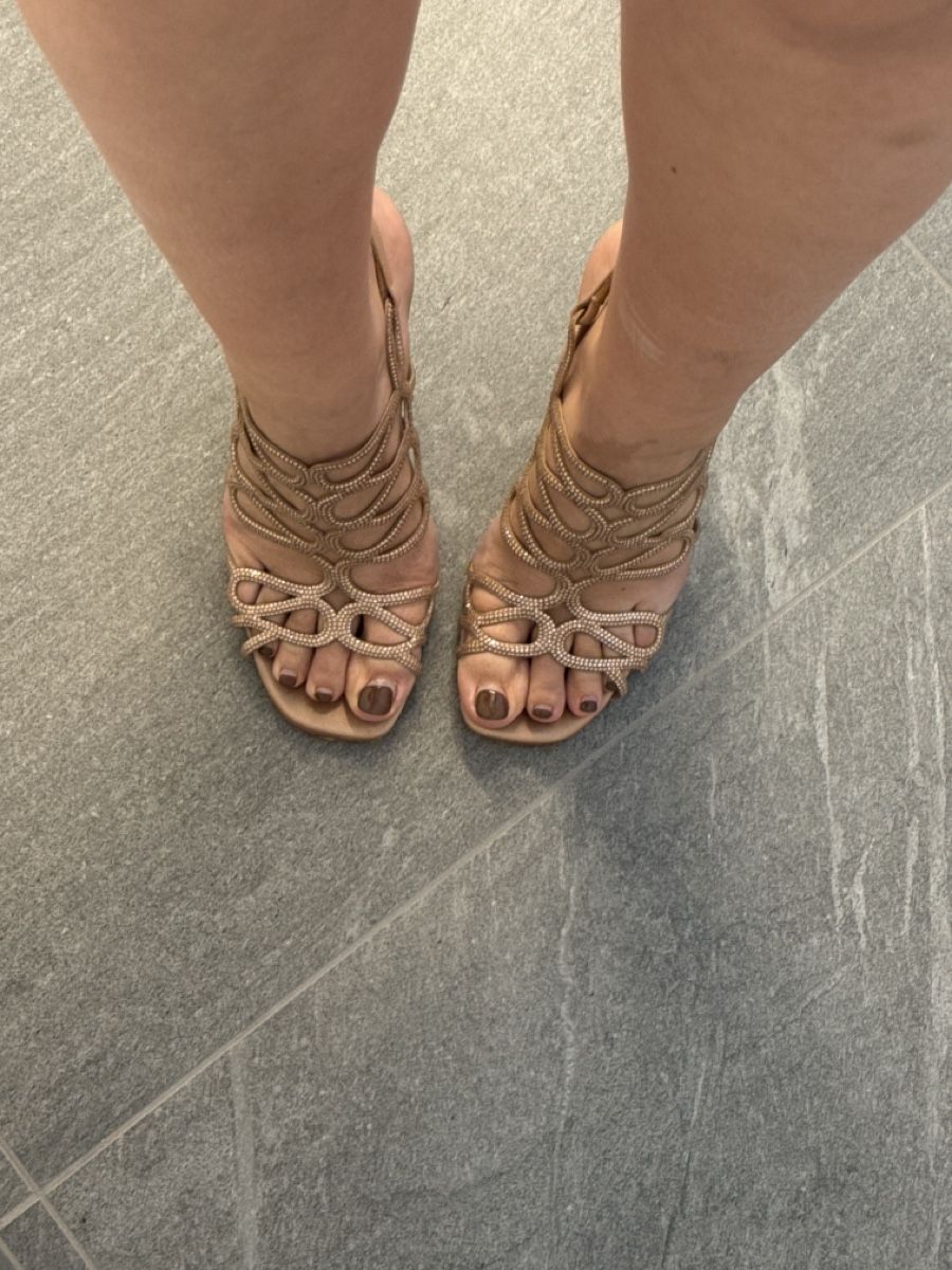 Chaussures femmes: Sandali 40 ✨ – D'occasion à Porza par kaj_d5q7 2