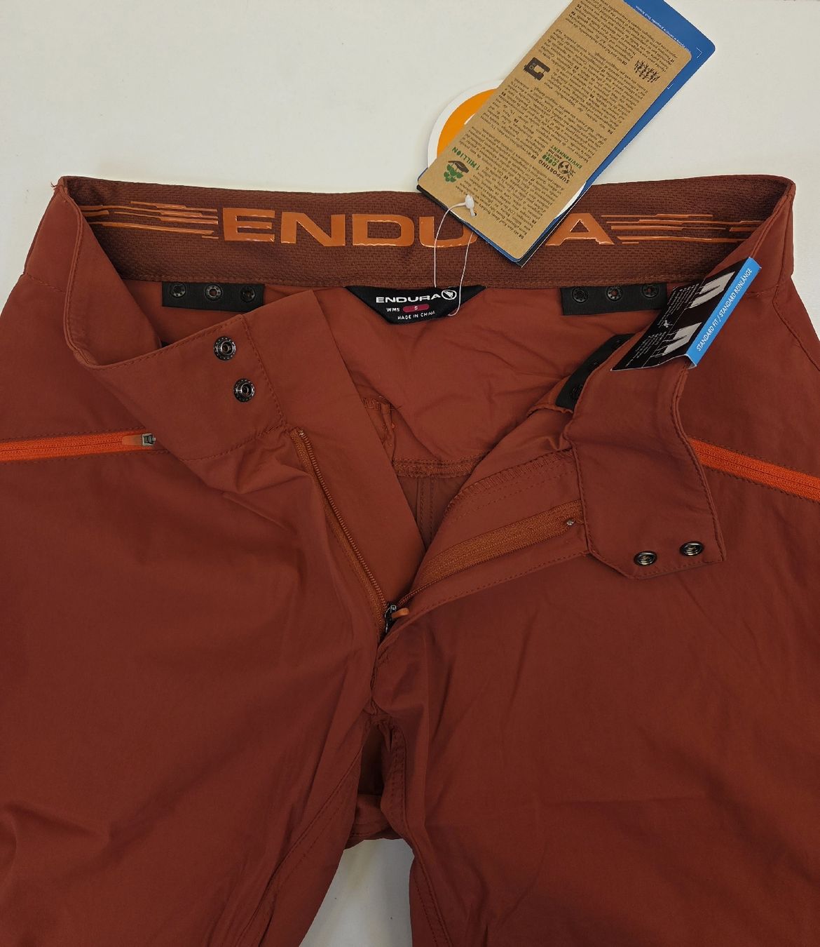 Endura Pantaloni: Endura SingleTrack Lite Damen Velohose Gr. S – Nuovo e nell'imballaggio originale da Braunau venduto da Brand-Store 7