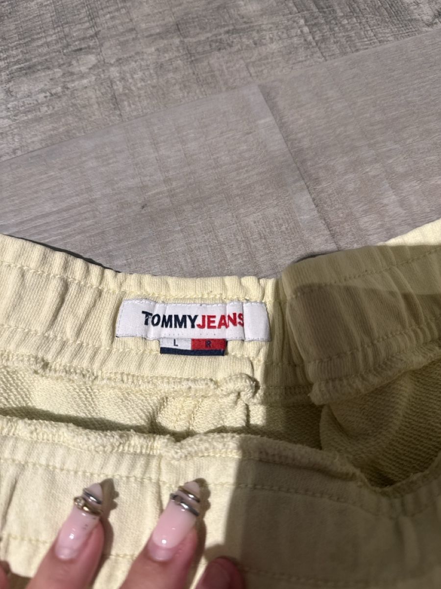 Tommy Hilfiger Pantalons: Short  – D'occasion à Tramelan par mar_xrj7 2