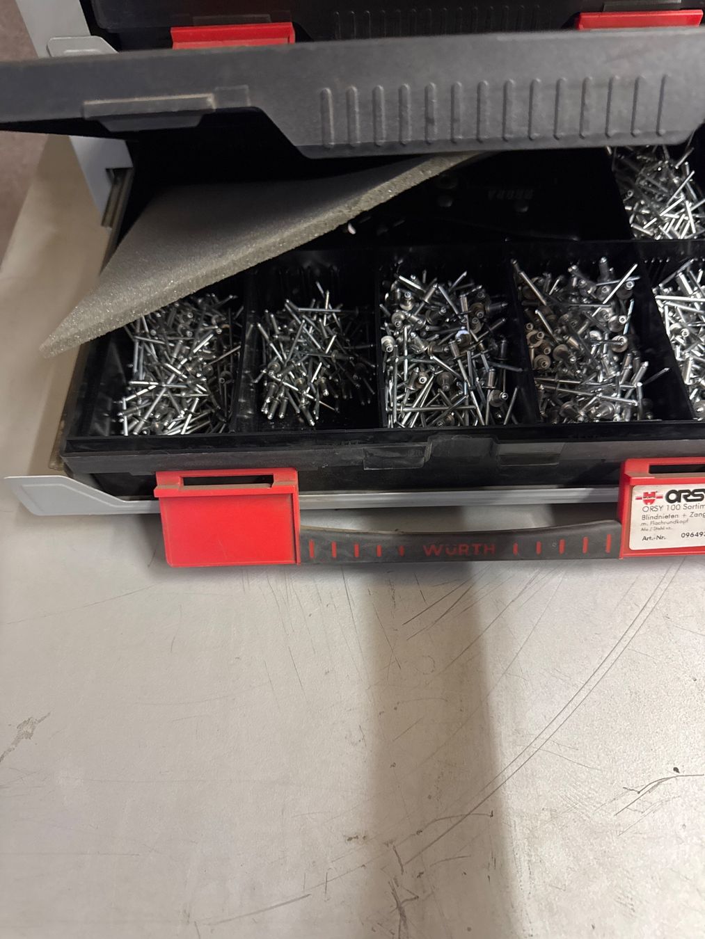 Würth Tutti gli attrezzi: Würth Schubladenbox – Usato da Hermetschwil-Staffeln venduto da gta8 3