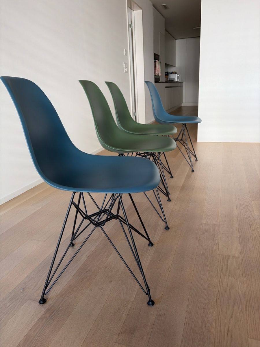 Vitra Sedie: Vitra Eames Stühle (4 Stück) – Usato da Winterthur venduto da dom_7jq2 3