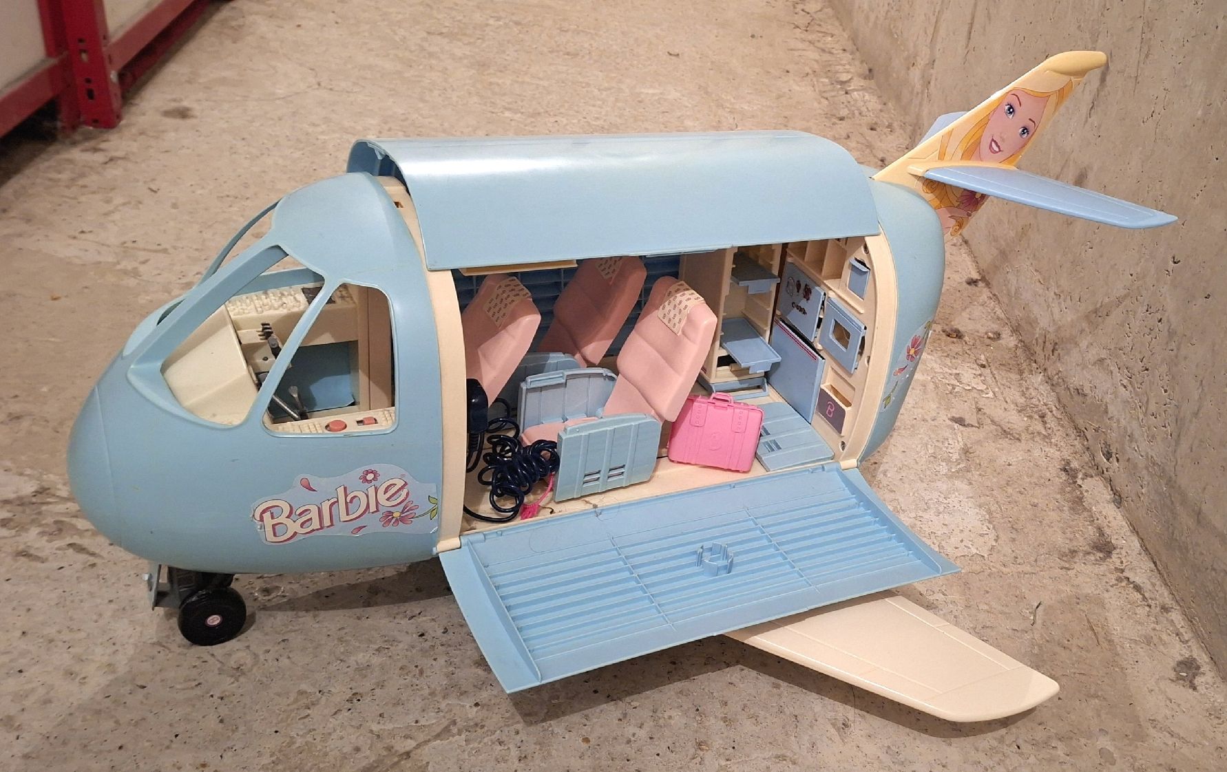 Jouets: Avion Barbie vintage  – D'occasion à Seiry par Loli28 1
