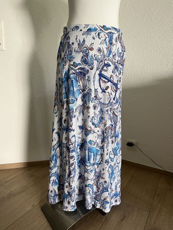 Sommerlicher Maxirock, Blau Weiss, Gr. 38, Top Zustand!