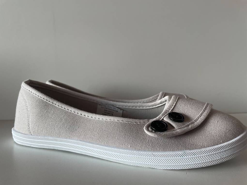 Scarpe da donna: Ballerinas Größe 39 – Usato da Baar venduto da valsayn 2