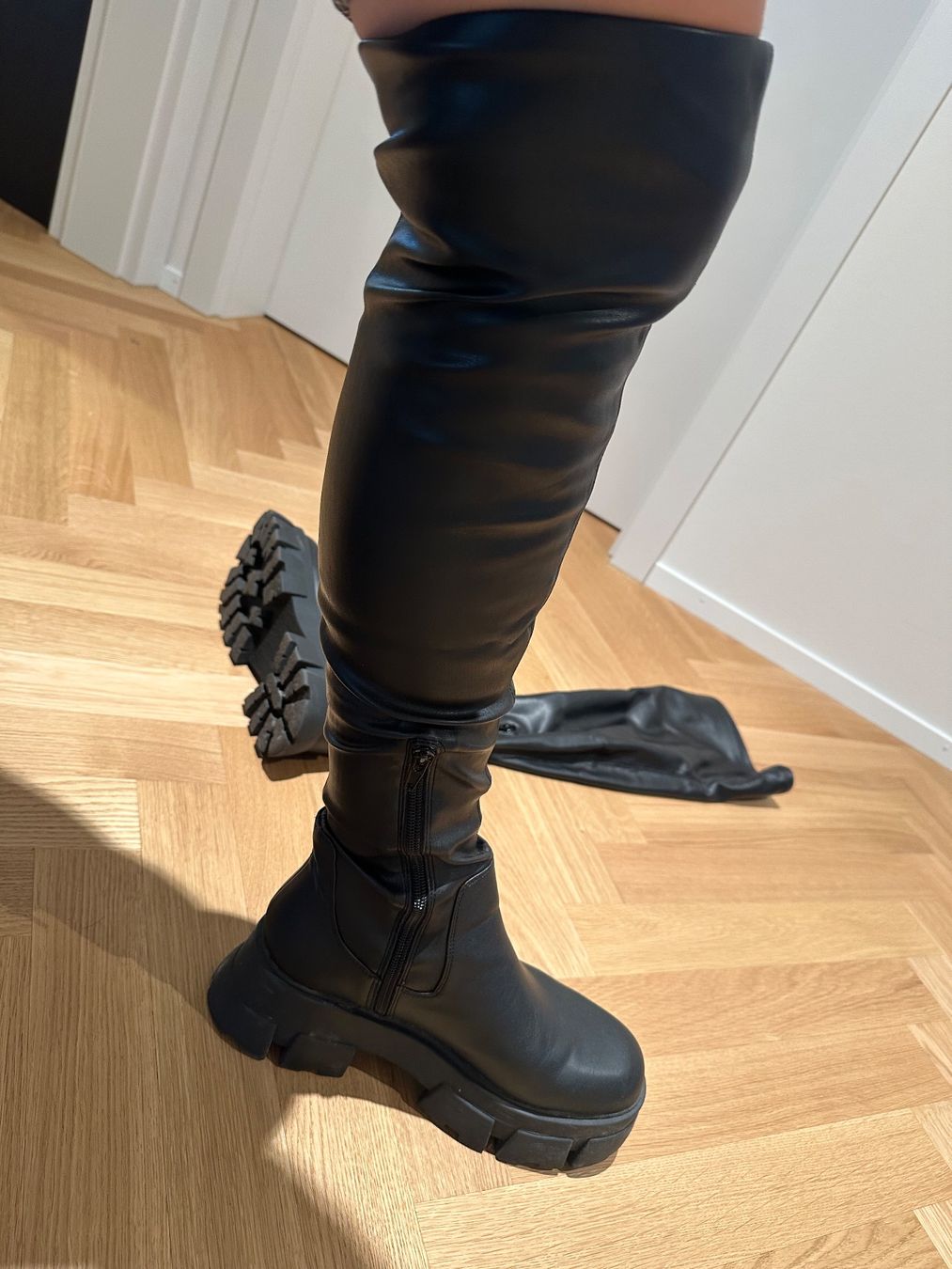 Aldo Scarpe da donna: Aldo Black boots – Usato da Windisch venduto da ssa_q7nq 4