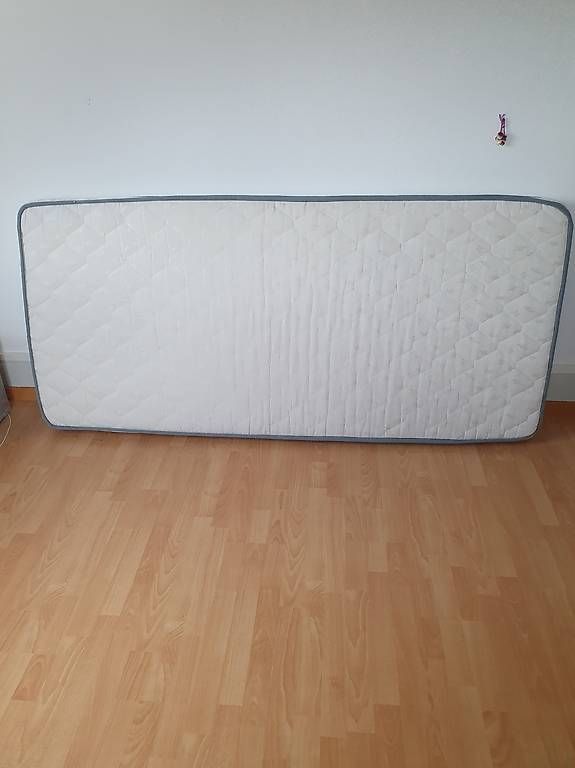 Matratzen: Matzraze 90/200 – Gebraucht aus Goldau von dbo_bd5s 2