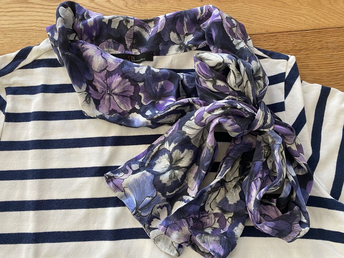 Maglioni & Felpe: Shirt von Carolina Herrera – Nuovo (secondo la descrizione) da Ittigen venduto da 132465 1