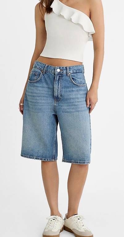Jeans: Jeansshorts Knielang Gr.36 – Usato da Pfäffikon/SZ venduto da PATROL-23 1