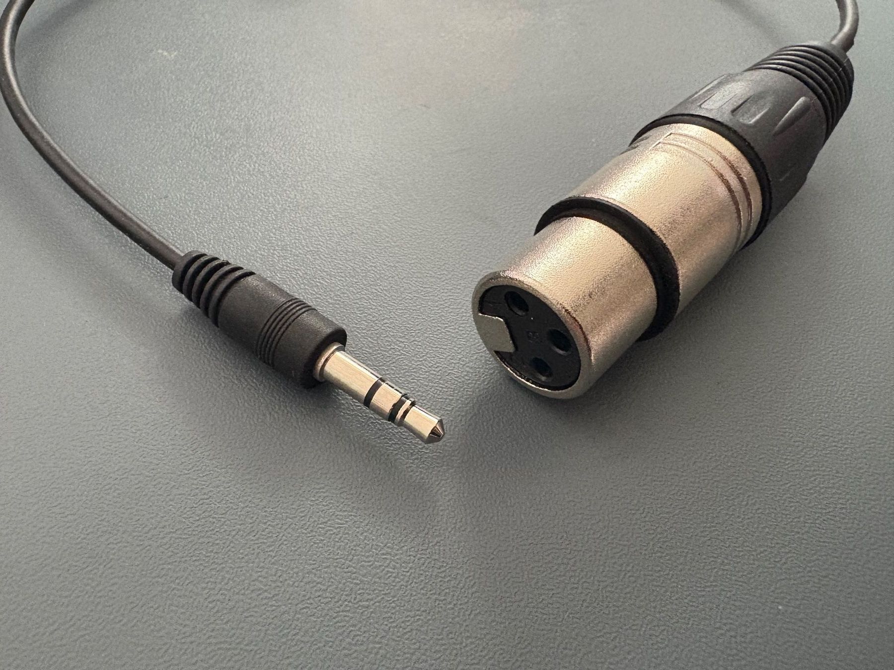 Sennheiser Microphones: SENNHEISER AVX-MKE2 Set: Mic, Sender, Empfänger – D'occasion à Schwändi GL par Lego_und_co 2
