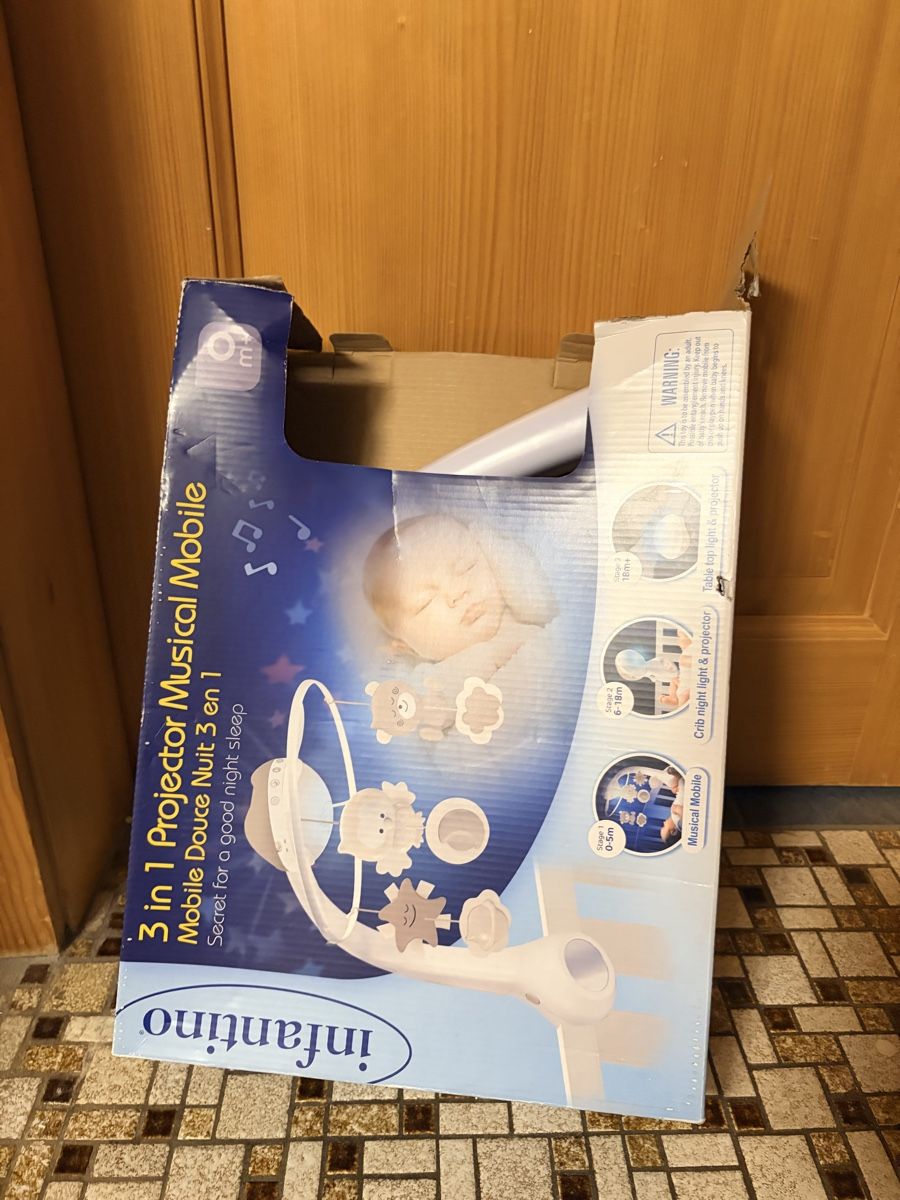 Giocattoli: Infantino 3 in 1 Mobile mit Projektor – Usato da Oberstammheim venduto da ede_686j 1