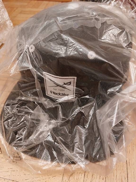 Hüte, Mützen & Caps: Hut, verpackte Cap – Gebraucht aus Wetzikon ZH von flo_vg2f 4