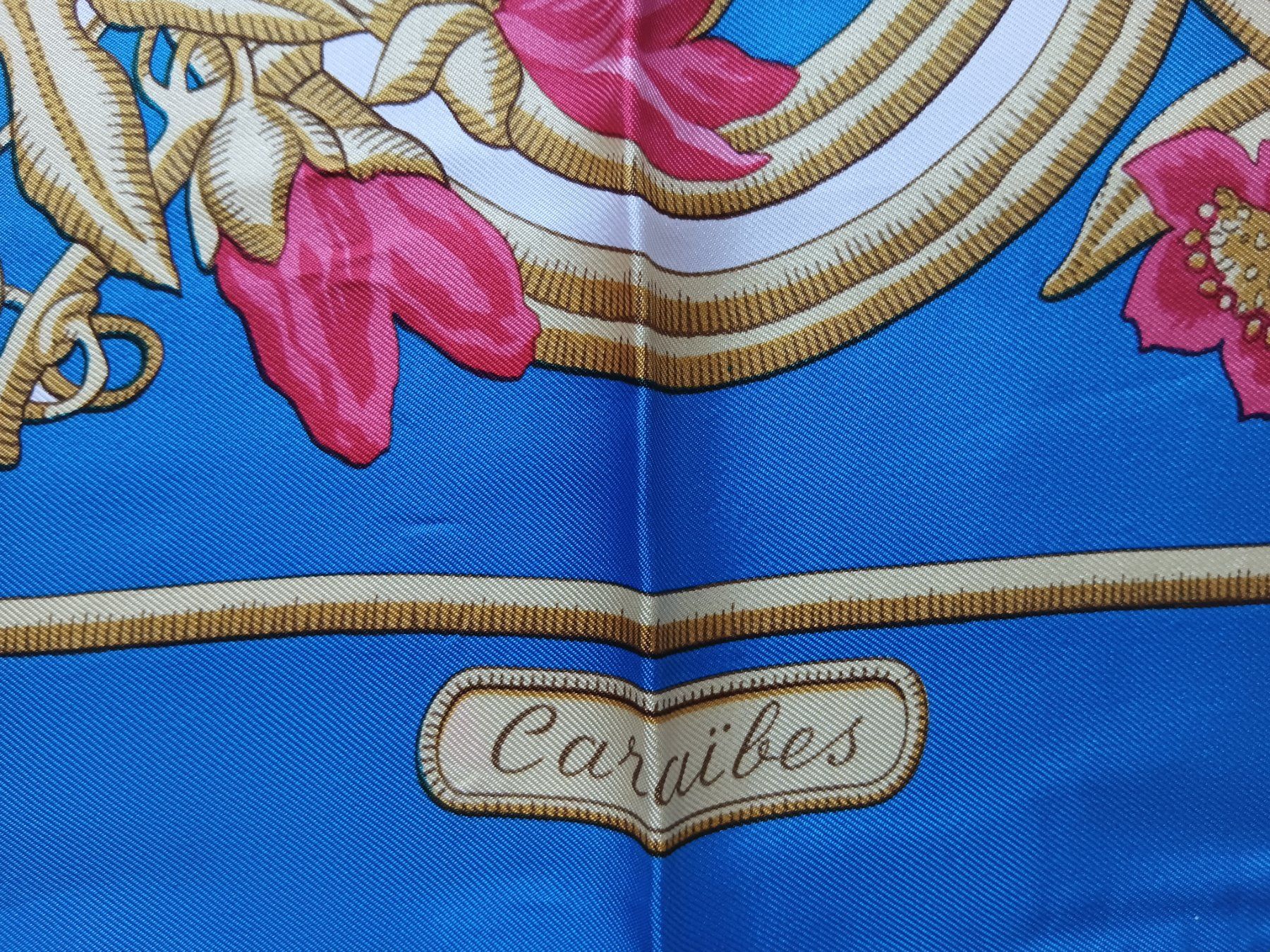 Hermès Foulards, Tücher & Schals: HERMES "CARAÏBES" CARRE 90 CM – Gebraucht aus Cossonay-Ville von Les_1001_perles 1