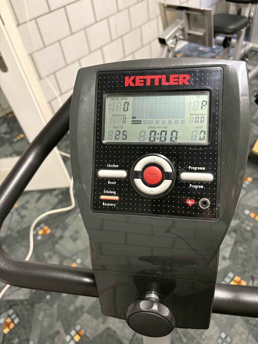 Kettler Vélos d'appartement: Kettler Ergometer CX1 Heimtrainer gebraucht – Défectueux à Belp par Hugoboss8 1