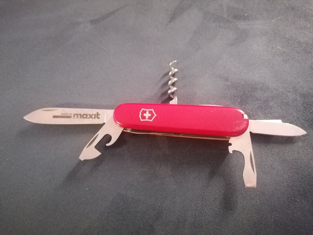 Klassisches, handliches Schweizer Victorinox Sackmesser | Kaufen auf ...