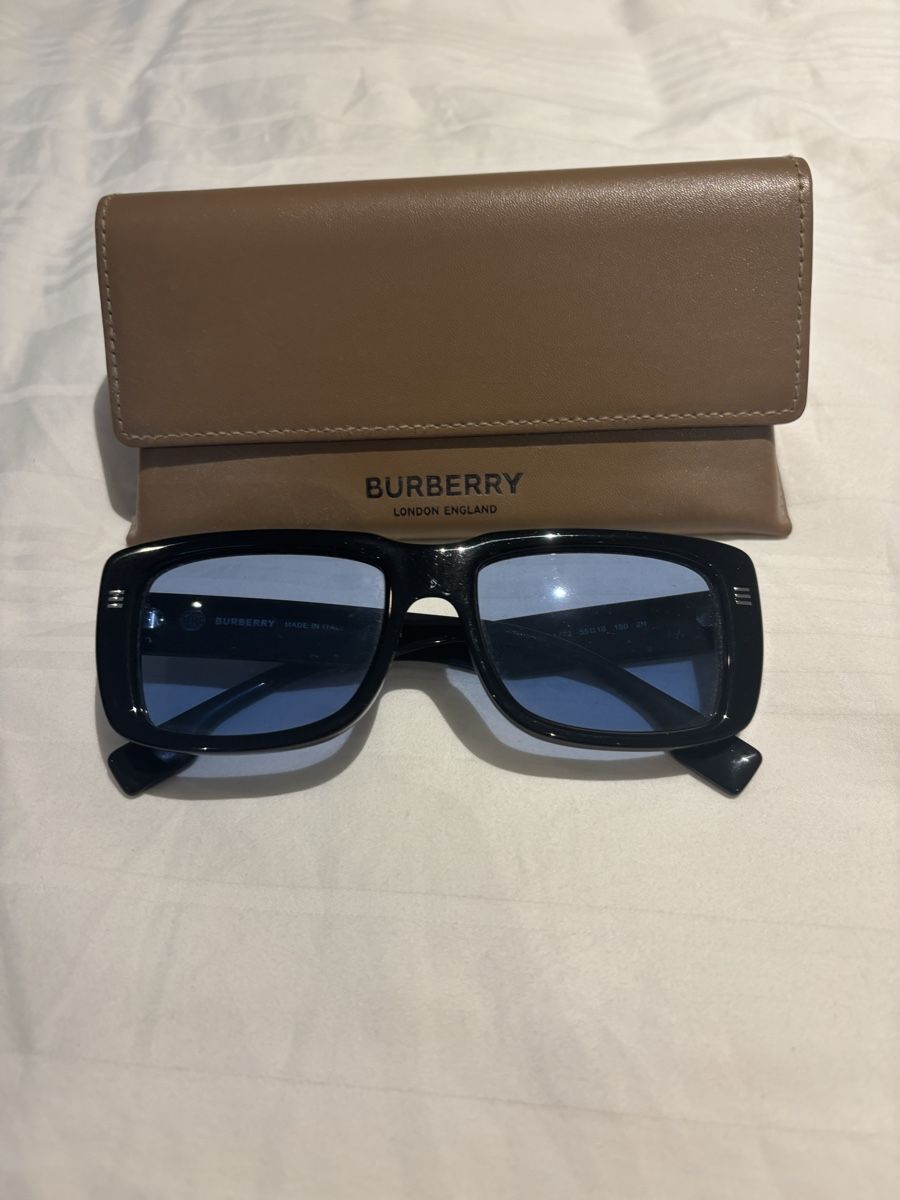 Burberry Brillen & Gläser: Burberry Sunglasses – Neu (gemäss Beschreibung) aus Kilchberg ZH von chw_75d9