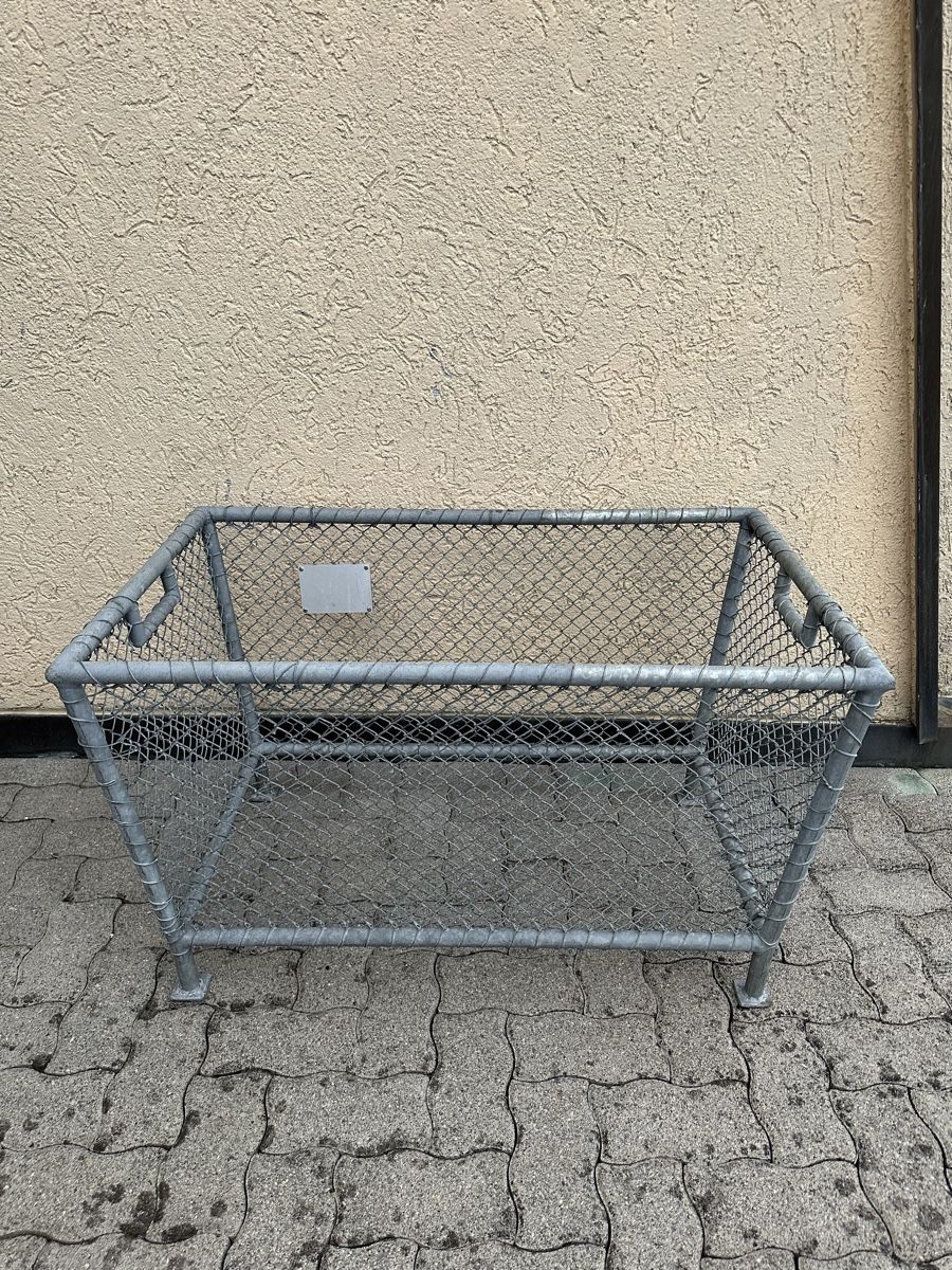 Sonstige Antiquitäten & Kunst: Drahtkorb – Gebraucht aus Oberrieden von edikk