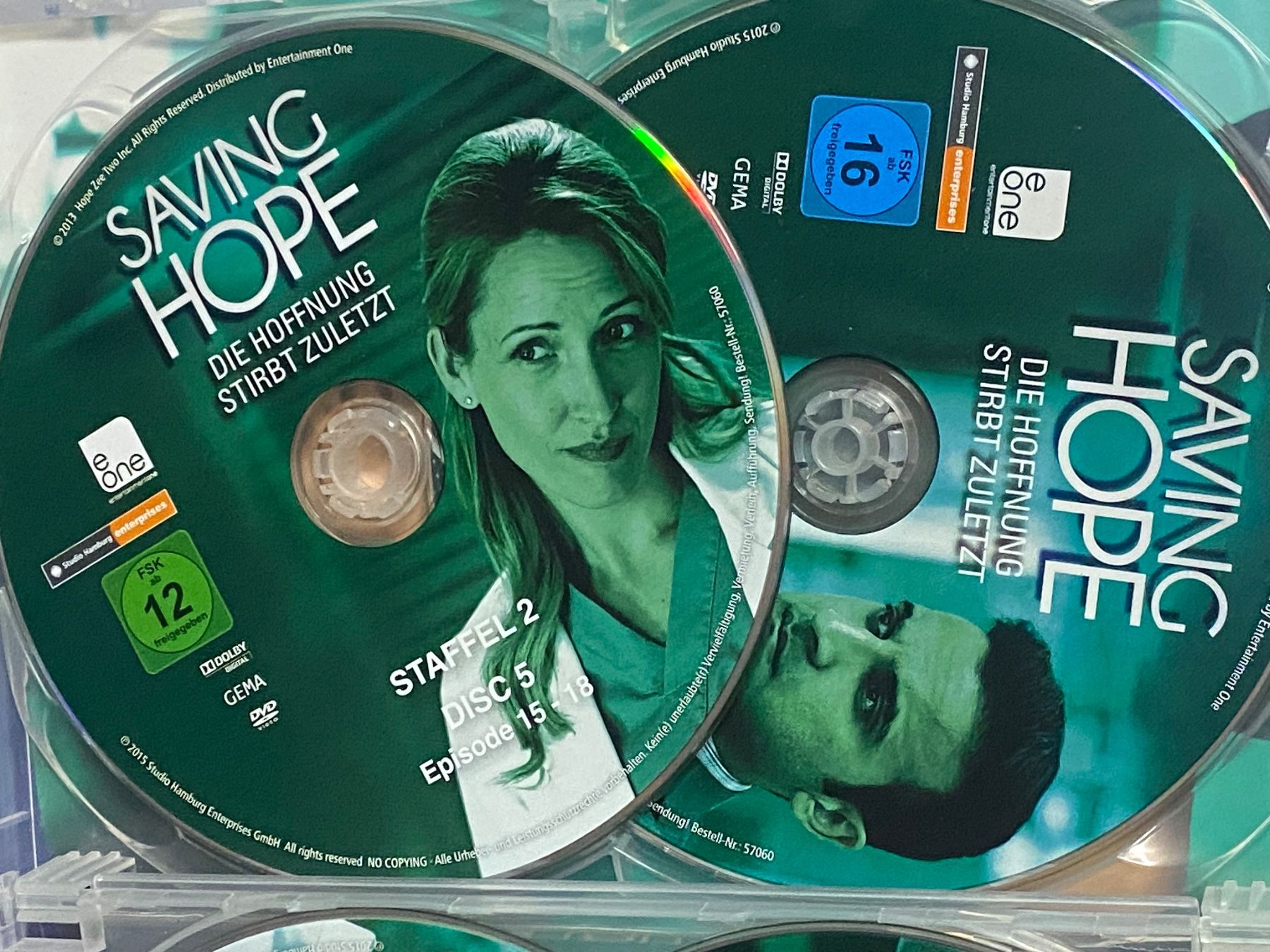 Tous les DVDs: Saving Hope 2 – D'occasion à Muri b. Bern par AdidasCollector 2
