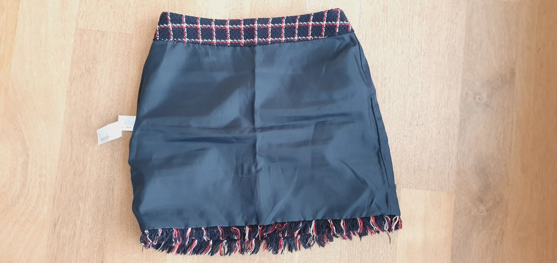 Zara Gonne: Rock kariert Boucle Style Grösse XS – Usato da Stansstad venduto da InStyle8 3