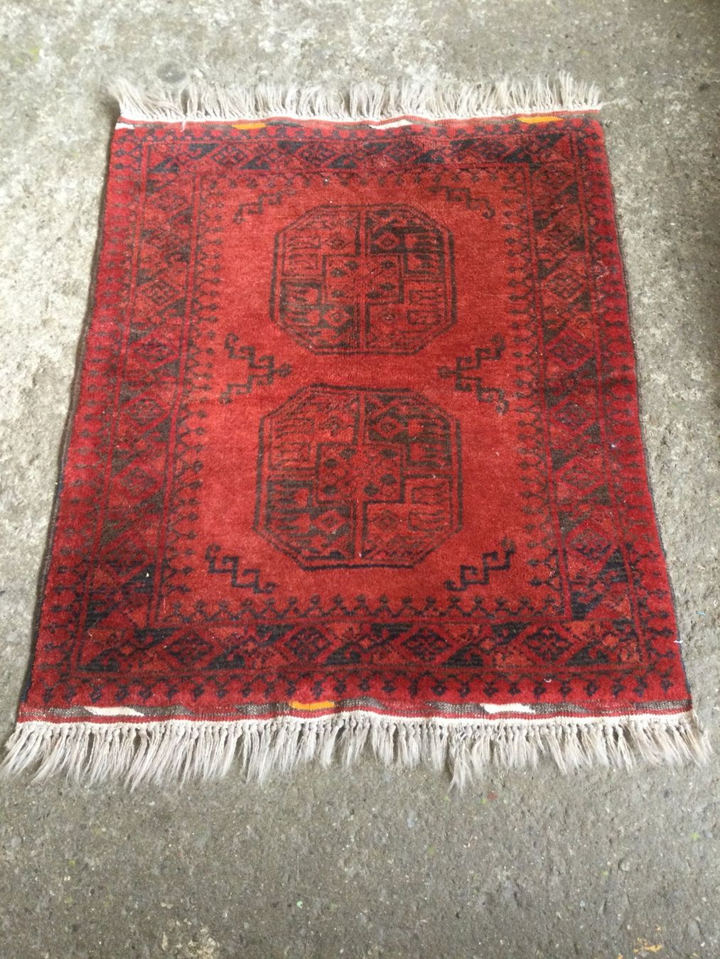 Tappeti: Kleiner gebrauchter Teppich Typ Afghan – Usato da Wangen SZ venduto da kuriosum12 3